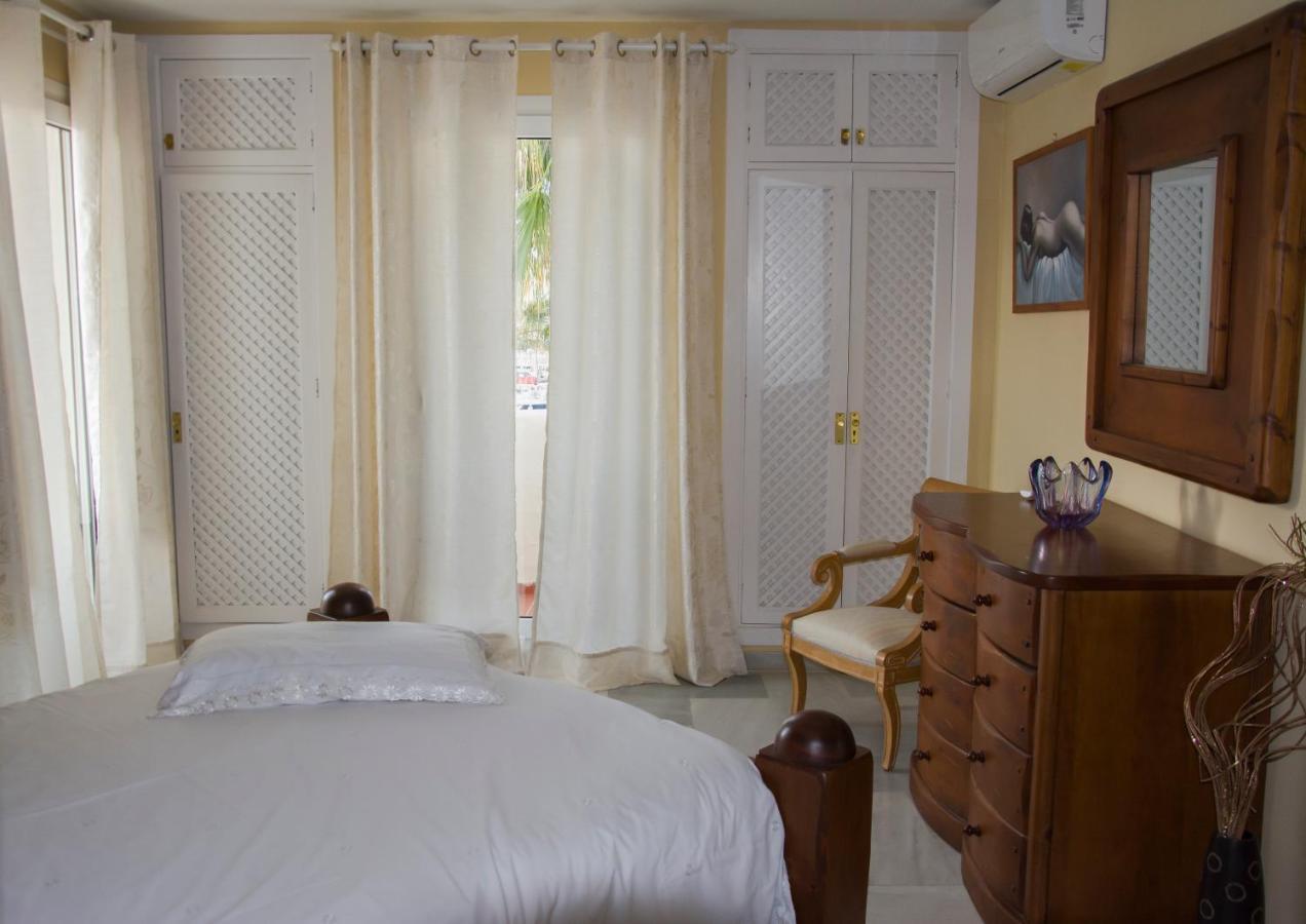Magnificent Port-Beach 5* Luxury Residence Benalmadena Ngoại thất bức ảnh